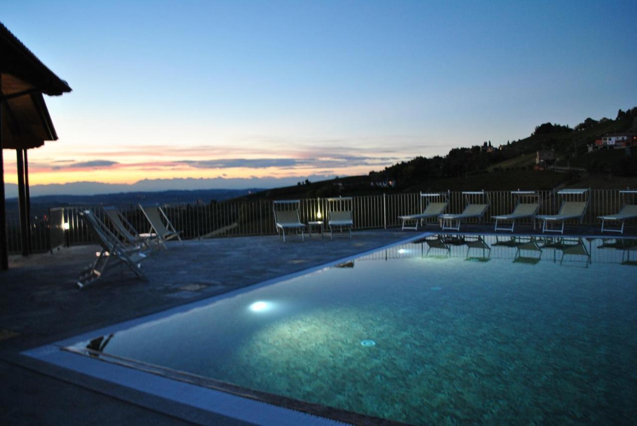 Casa Castella - Adults Only - Langhe Villa Diano dʼAlba Exteriör bild