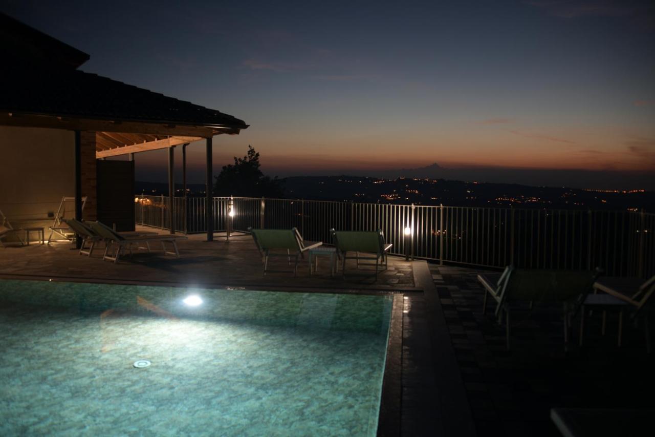 Casa Castella - Adults Only - Langhe Villa Diano dʼAlba Exteriör bild