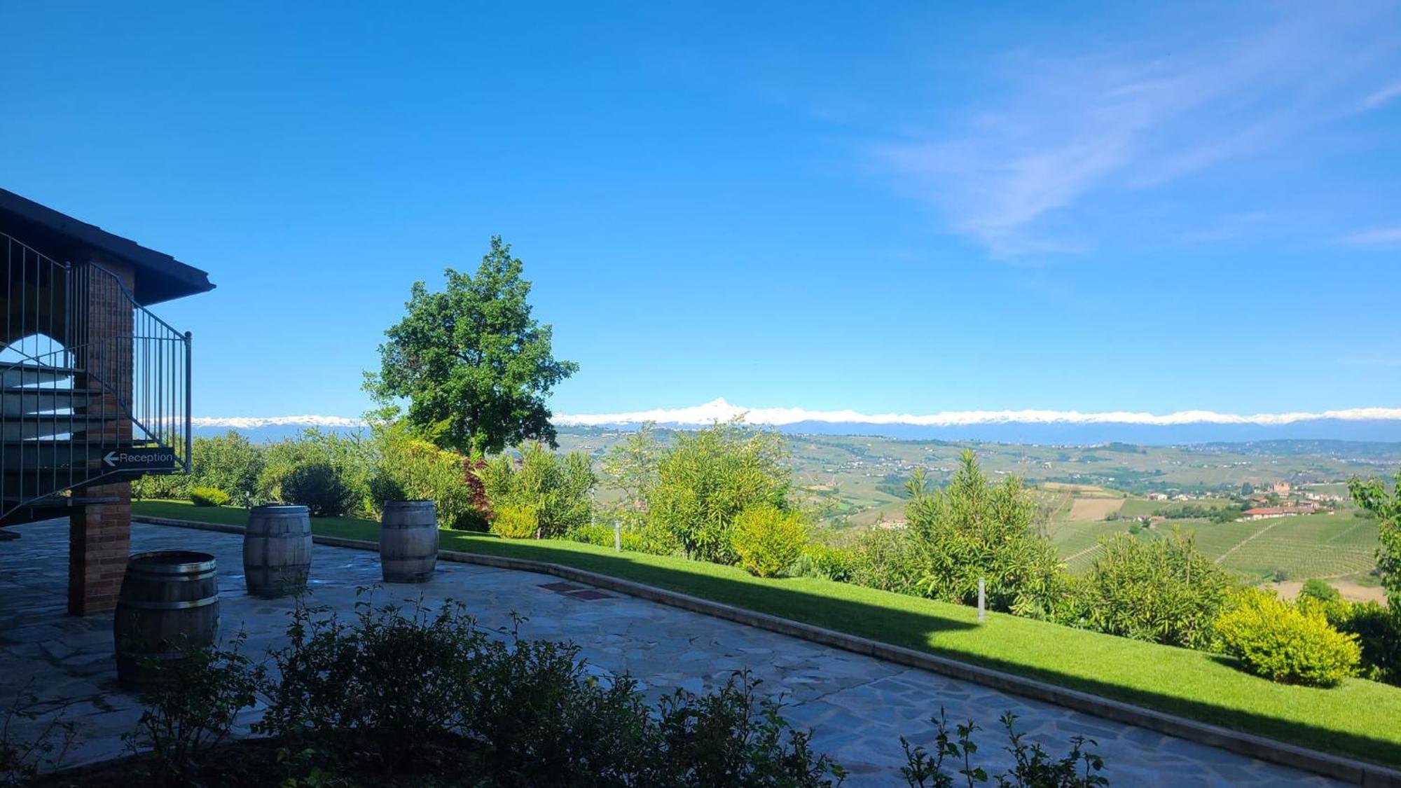 Casa Castella - Adults Only - Langhe Villa Diano dʼAlba Exteriör bild